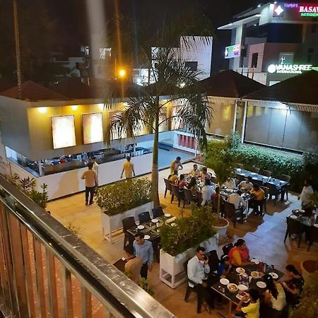 Hotel Madhuvan International Bijāpur Εξωτερικό φωτογραφία